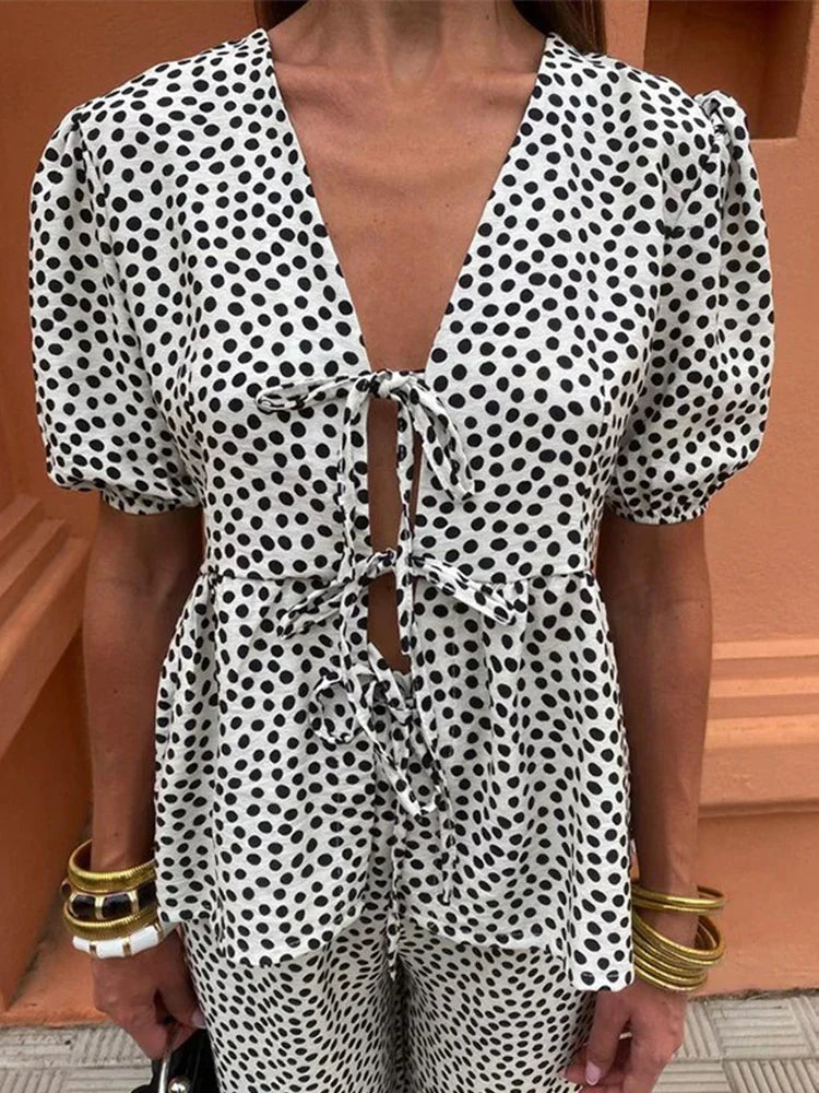 Lisa - Uvolněný a elegantní outfit