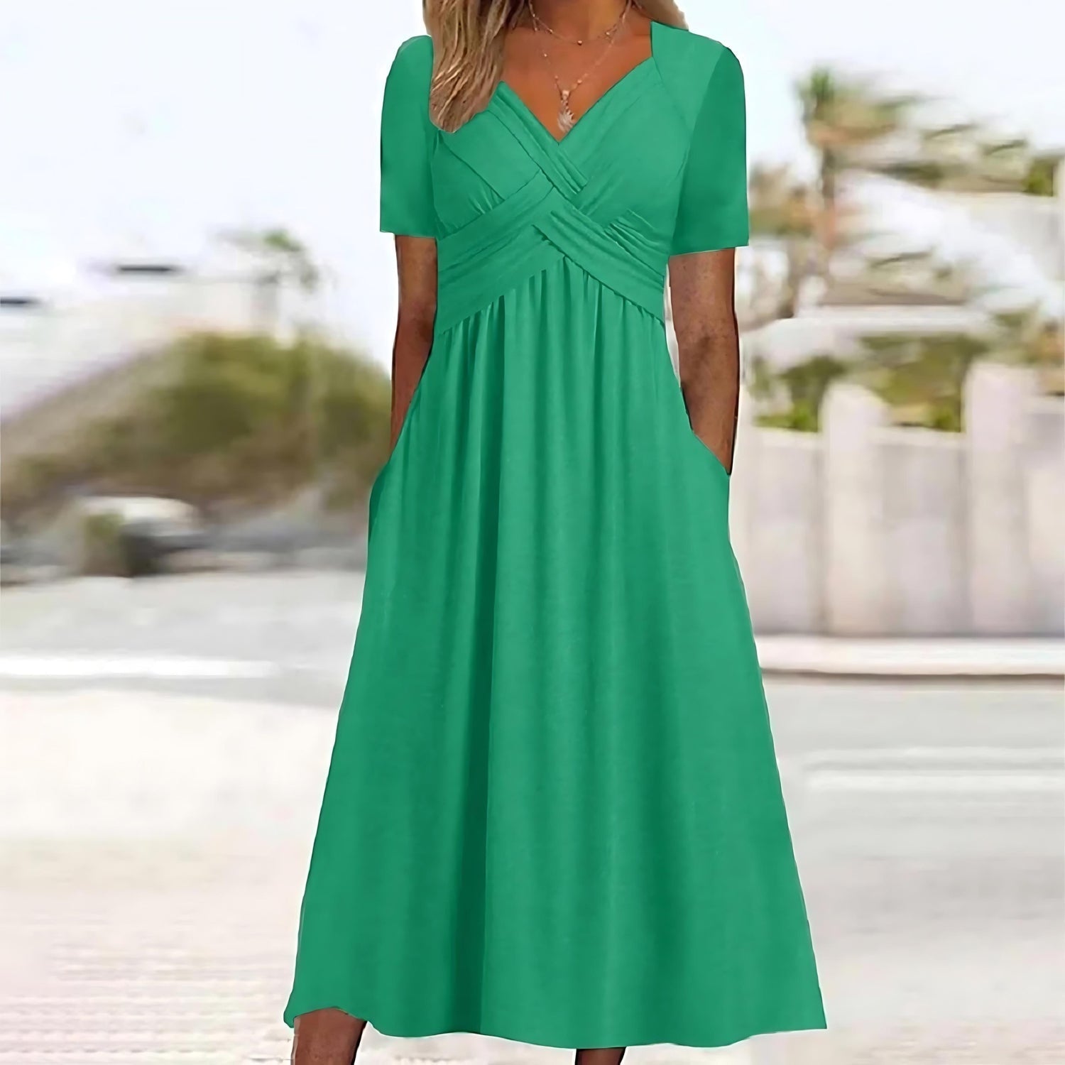 Amalia – Elegantní Flattering pro Každou Příležitost