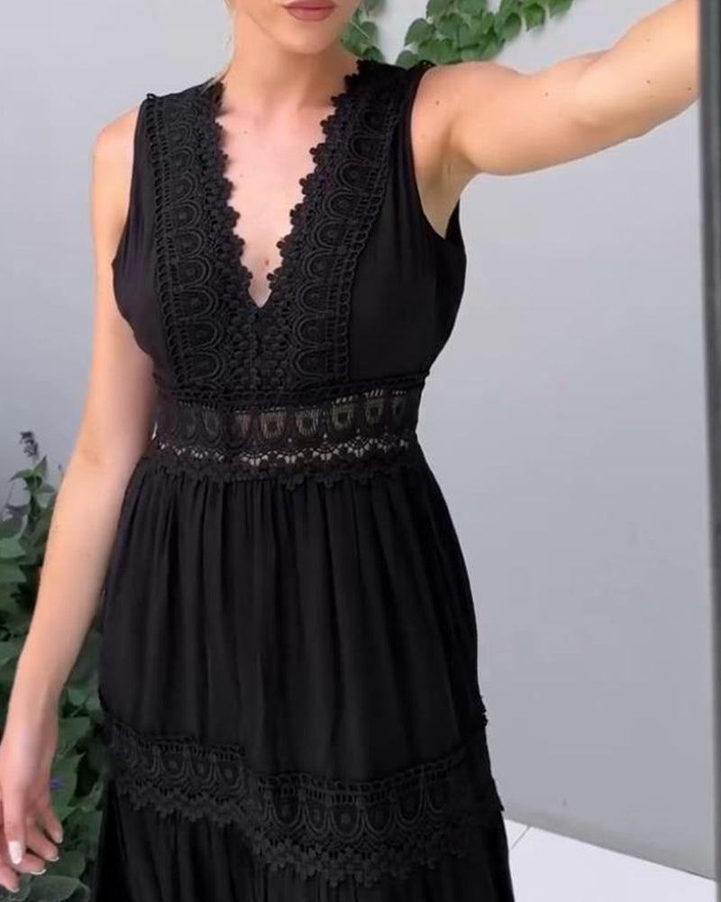 Aurélie - Elegantní krajková šaty s výstřihem do V